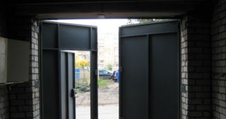 Купить гаражные ворота распашные Ессентуки, цена от 3907 руб.